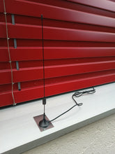 Lade das Bild in den Galerie-Viewer, Fenstersimsantenne für alle DAB Radiogeräte (mit und ohne Antennenbuchse)